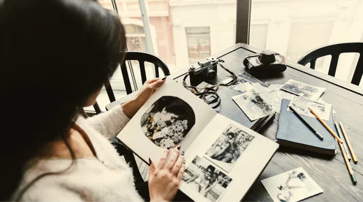 Digitised photos with glare removal